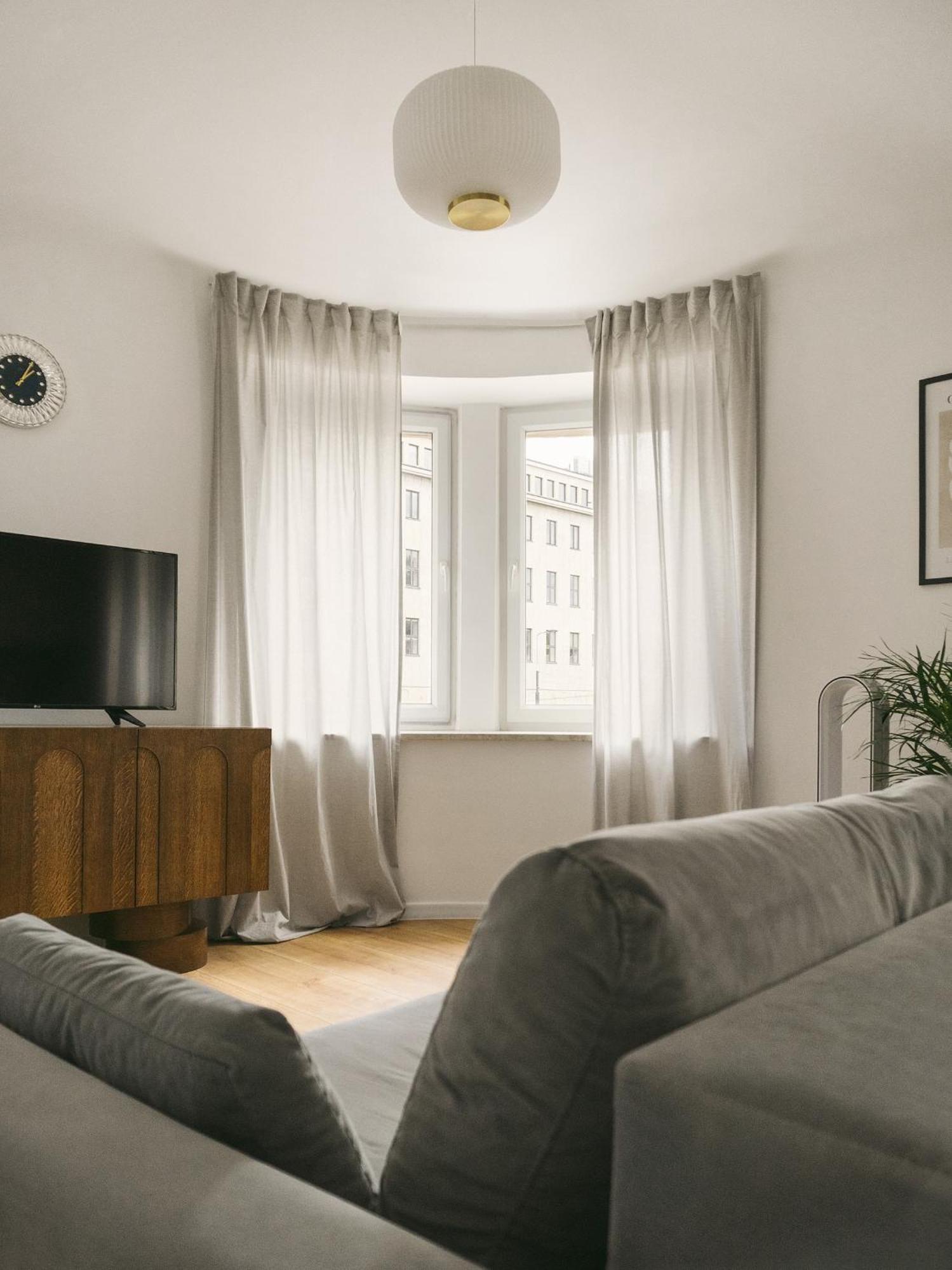 Golden Hour Apartment - Warsaw City Center Extérieur photo